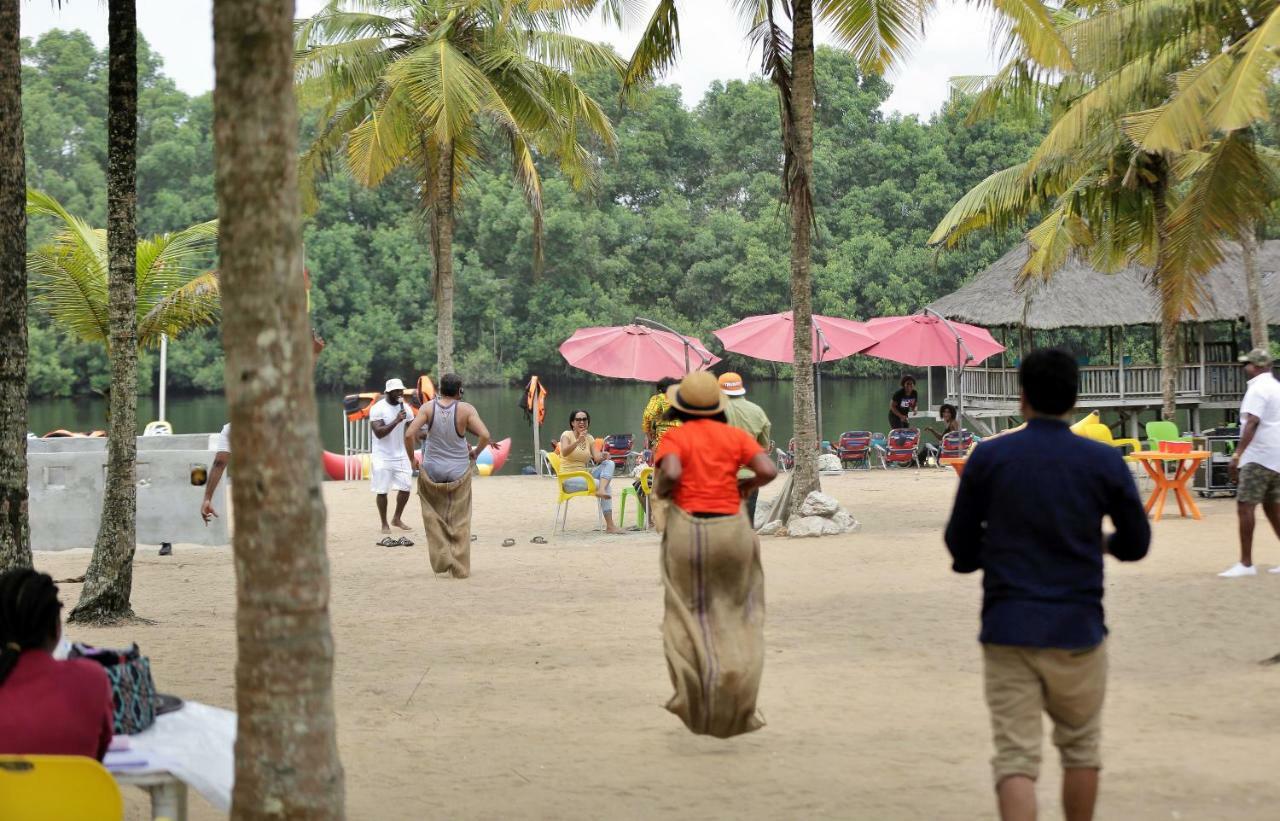 Maaha Beach Resort Anochi Exteriör bild